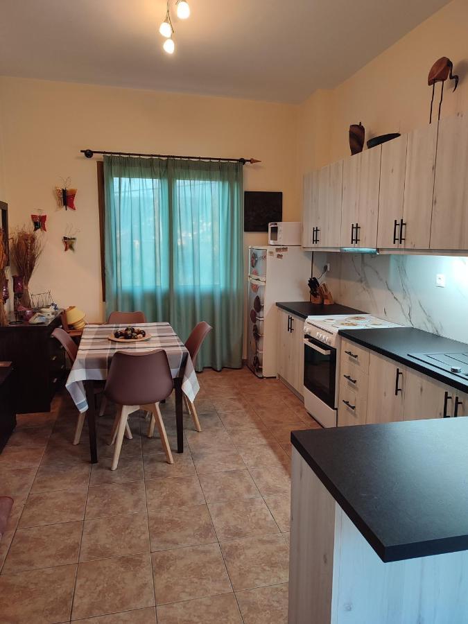 Cosy Apartment In Stoúpa Extérieur photo