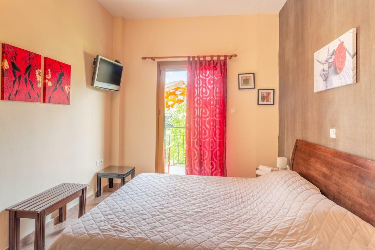 Cosy Apartment In Stoúpa Extérieur photo